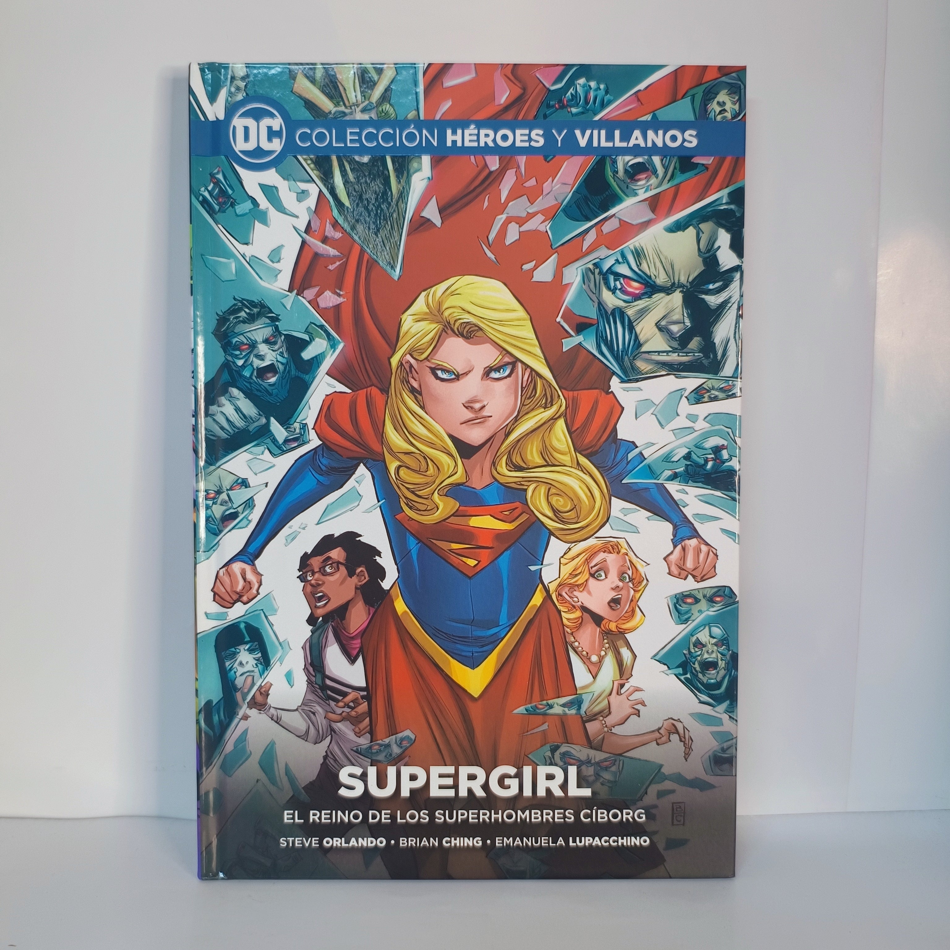 Libro Supergirl - El reino de los superhombres cíborg